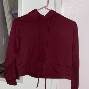 cute cropped burgundy hoodie, size m